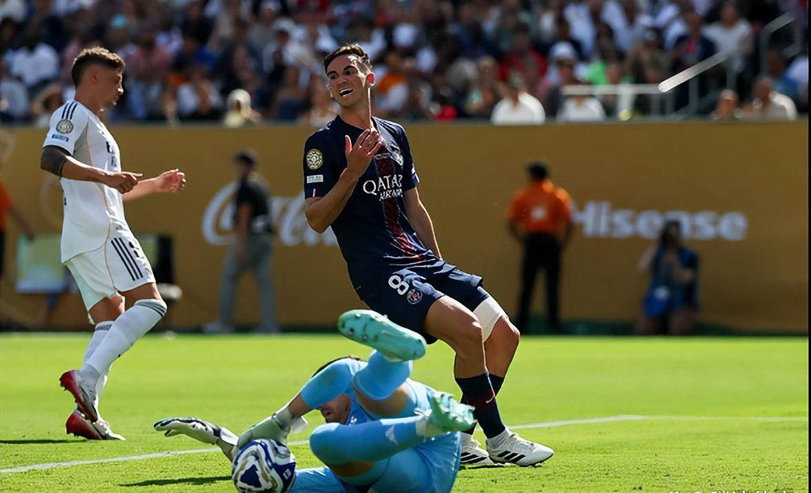 九游体育-姆巴佩重要时刻出色防守，DWG带队取胜！气势如虹延续-九游体育